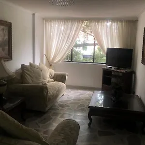Excelente Apartamento Apartamento Medellín